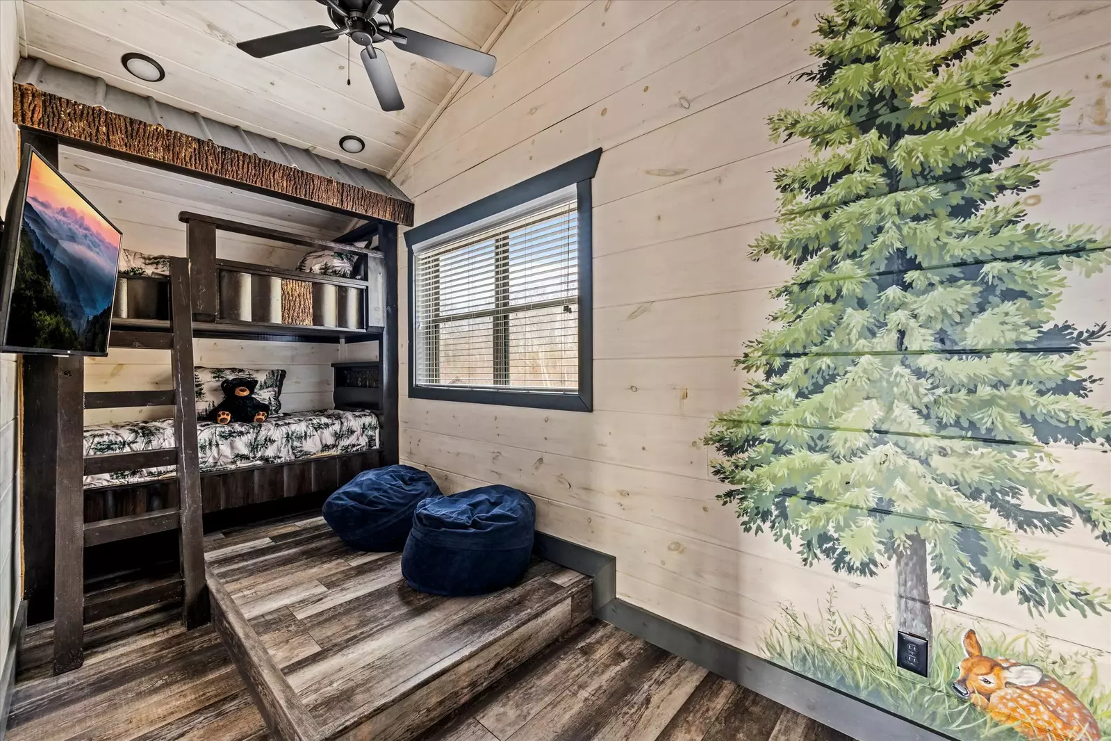 Blaid Bear's Cabin
