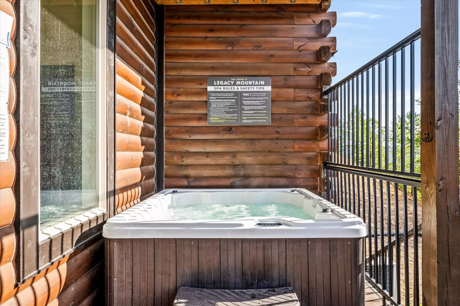 Blaid Bear's Cabin