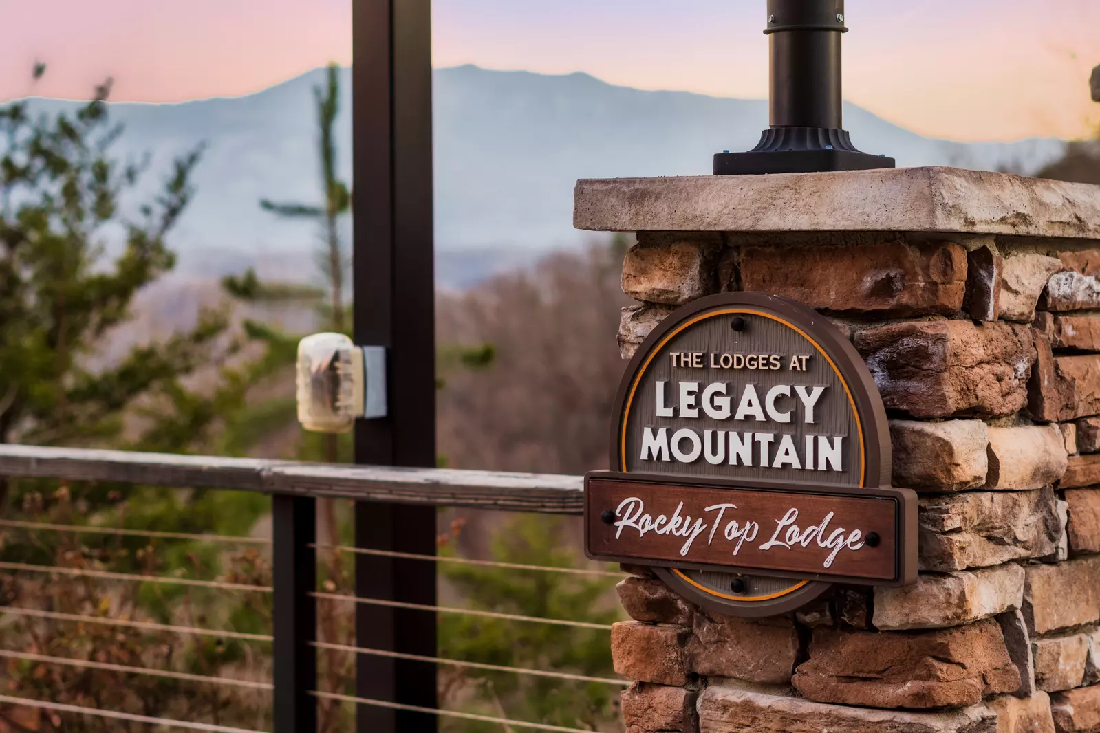 Rocky Top Lodge