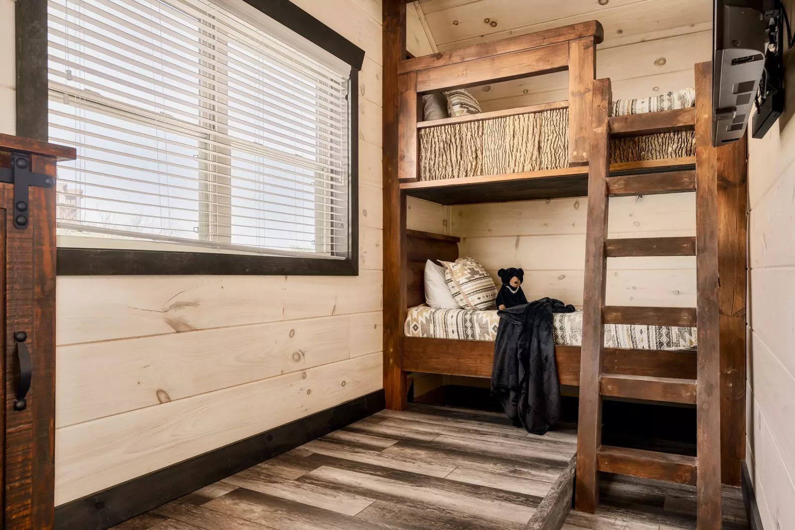 Rocky Top Lodge