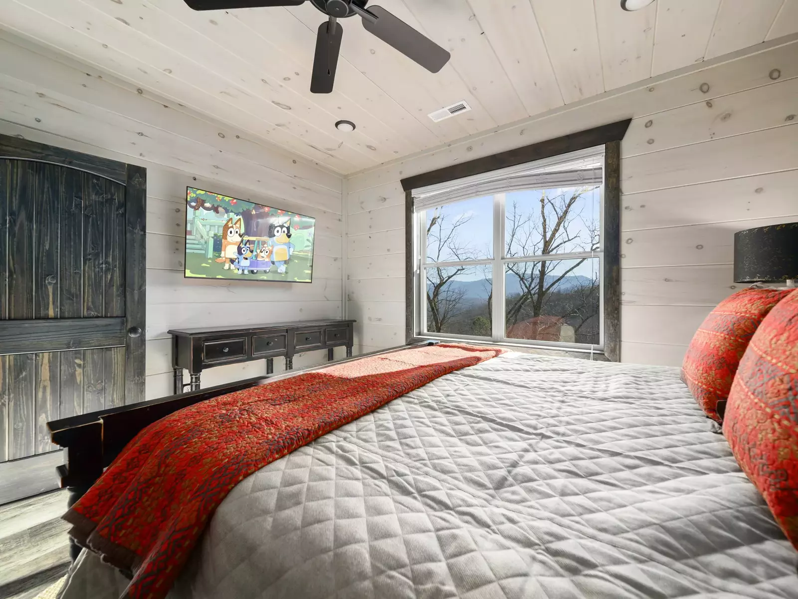 Wild Horse Lodge