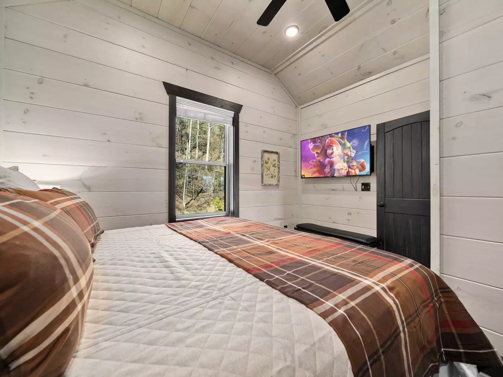 Wild Horse Lodge