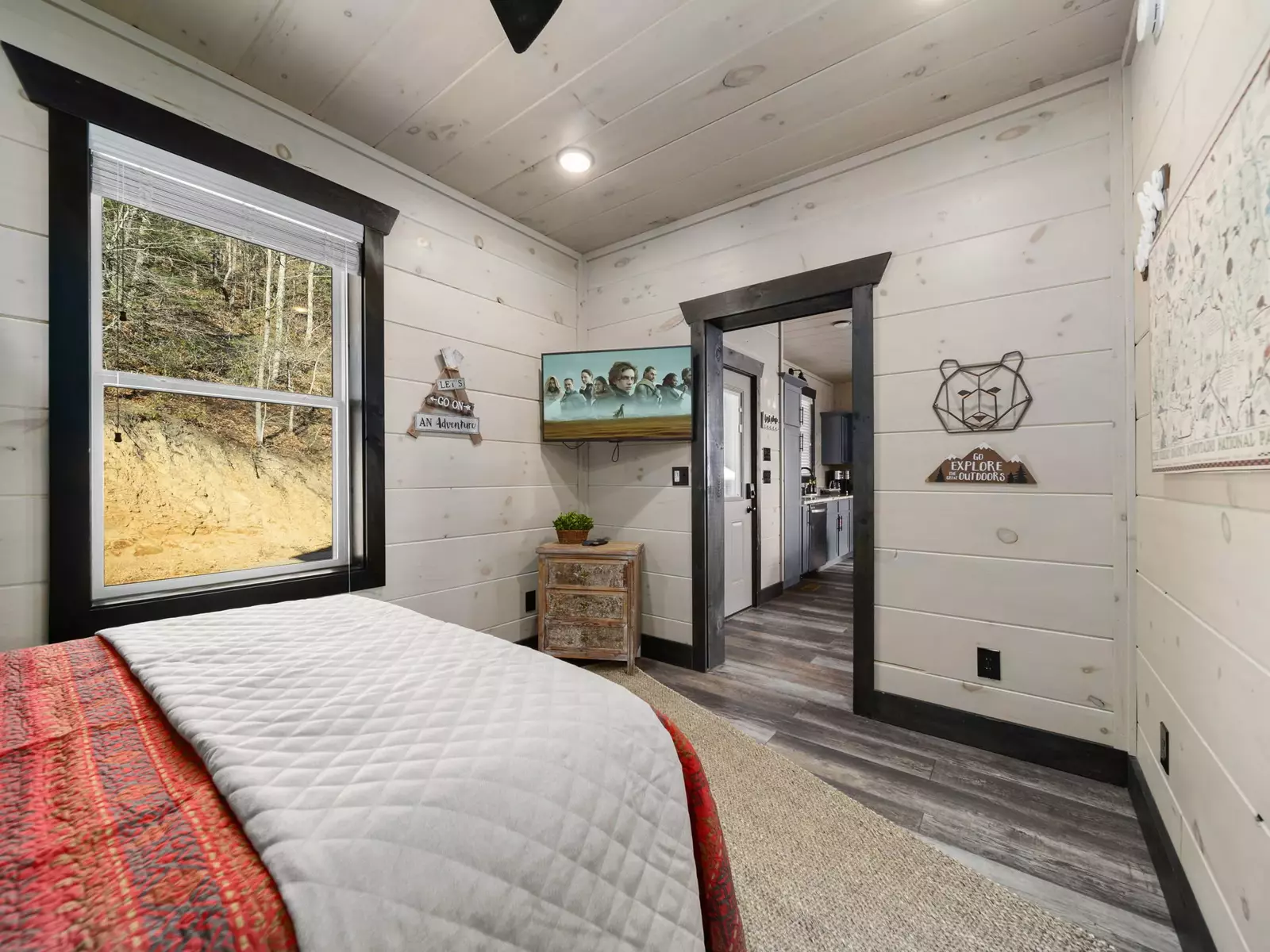 Wild Horse Lodge
