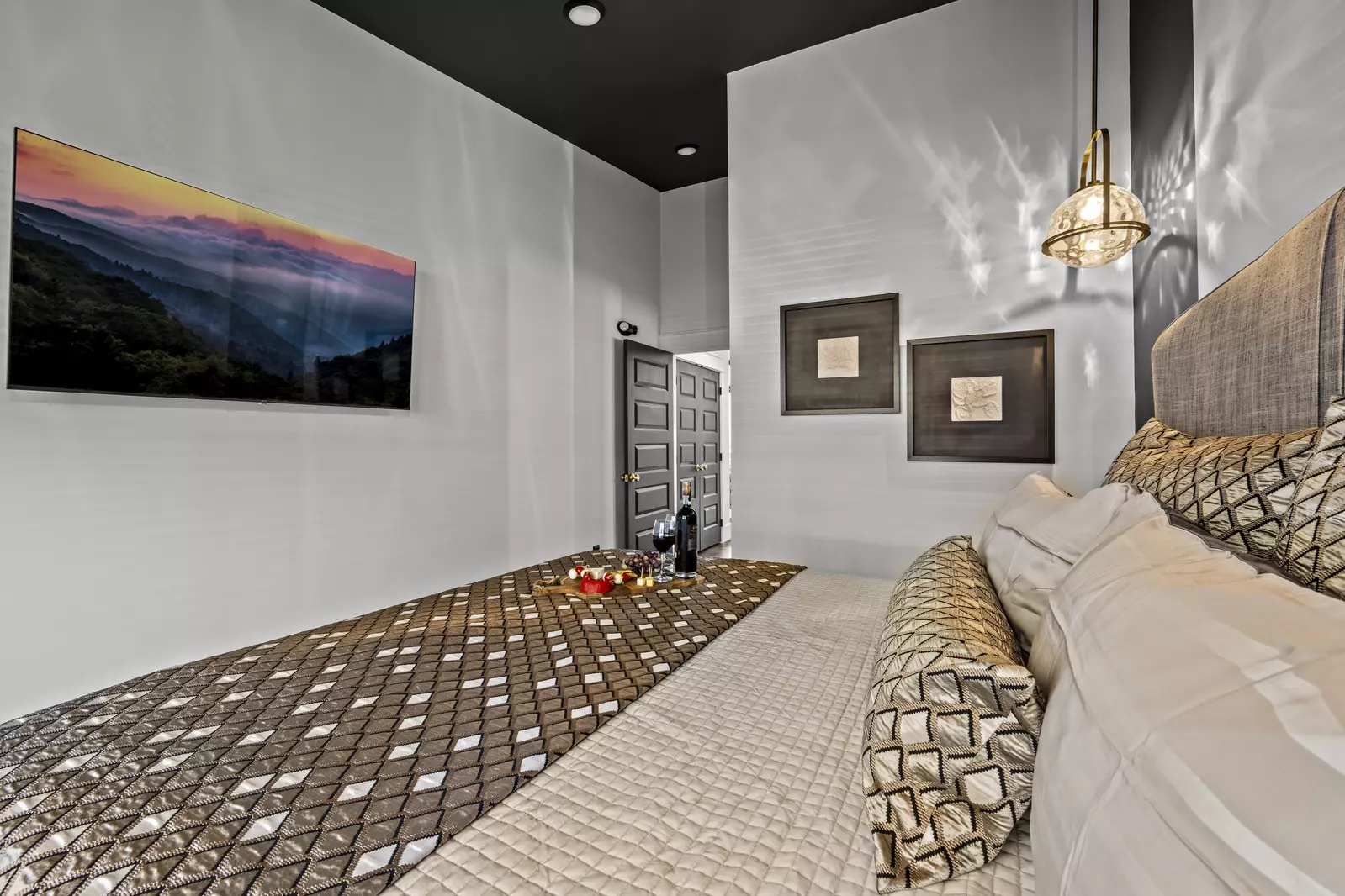 The Overlook at 738 - Unit 3