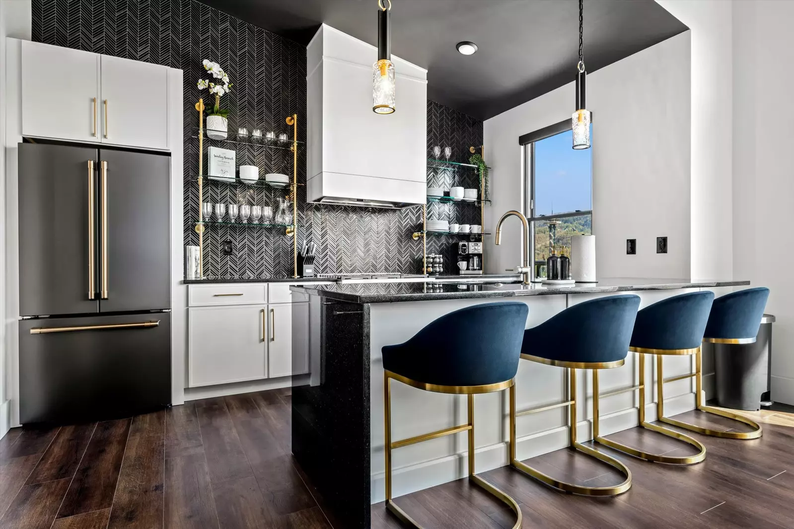 The Overlook at 738 - Unit 4