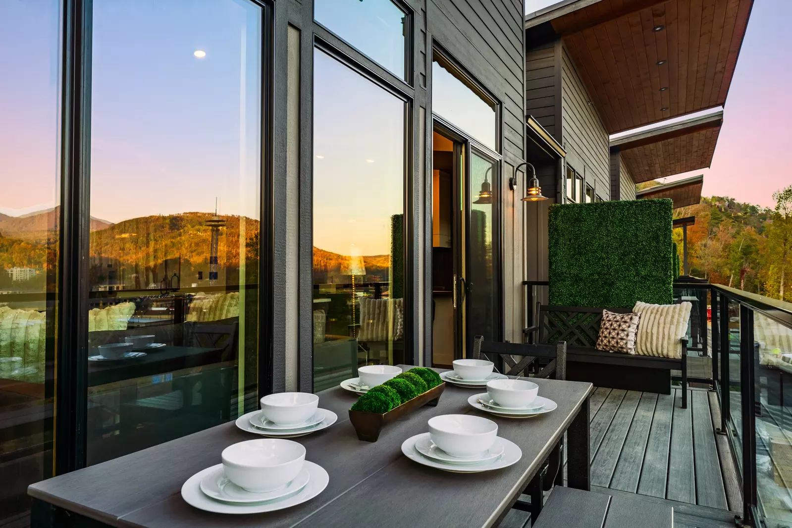 The Overlook at 738 - Unit 5