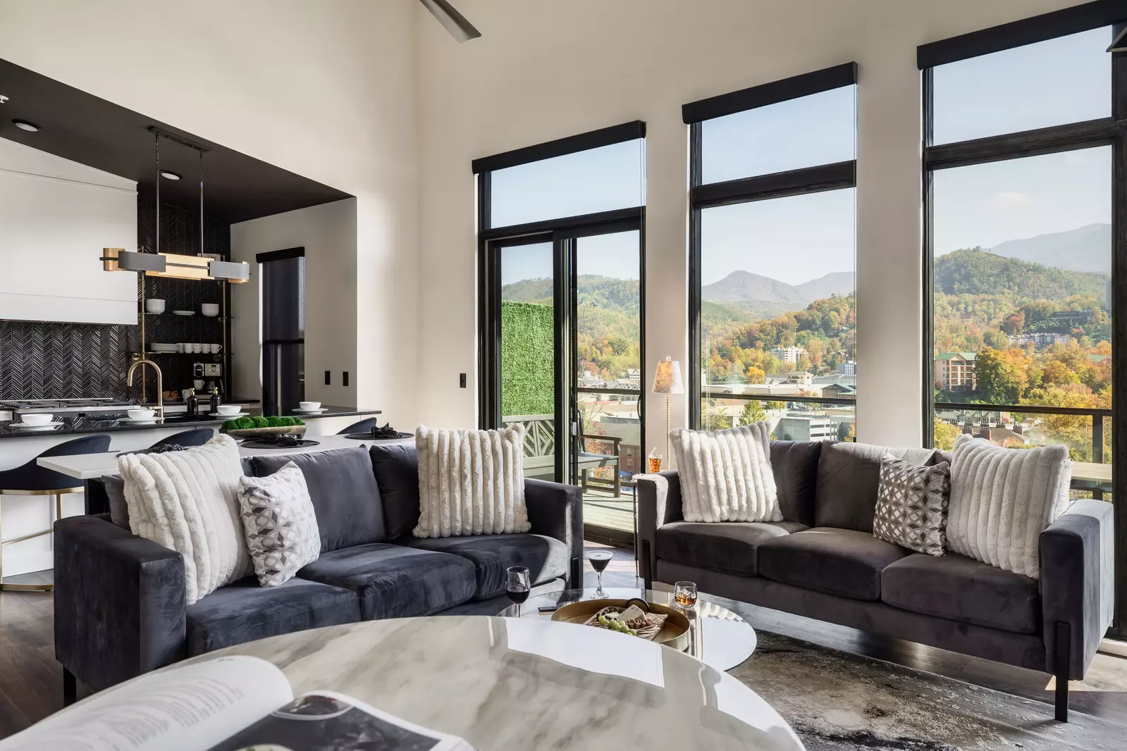 The Overlook at 738 - Unit 5