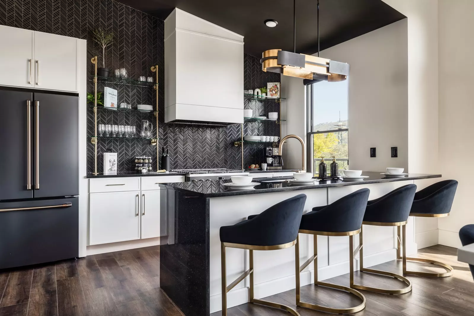 The Overlook at 738 - Unit 5