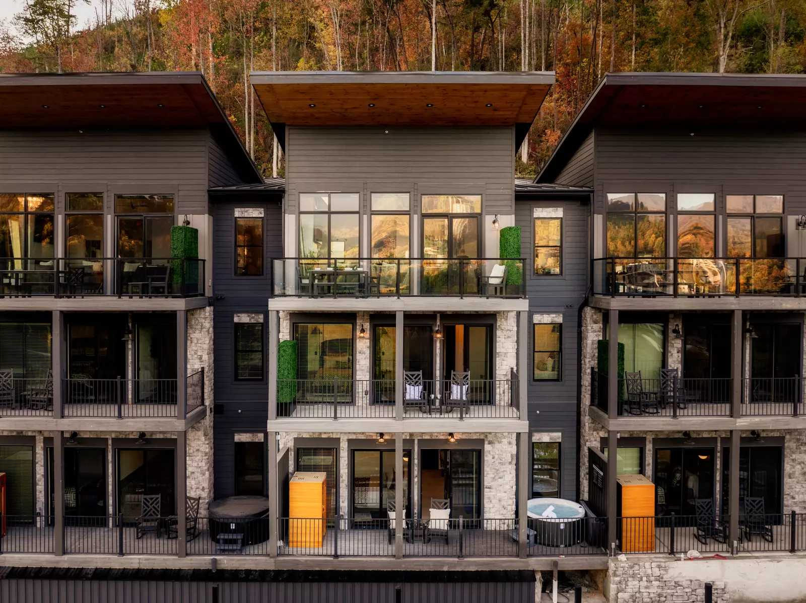 The Overlook at 738 - Unit 5