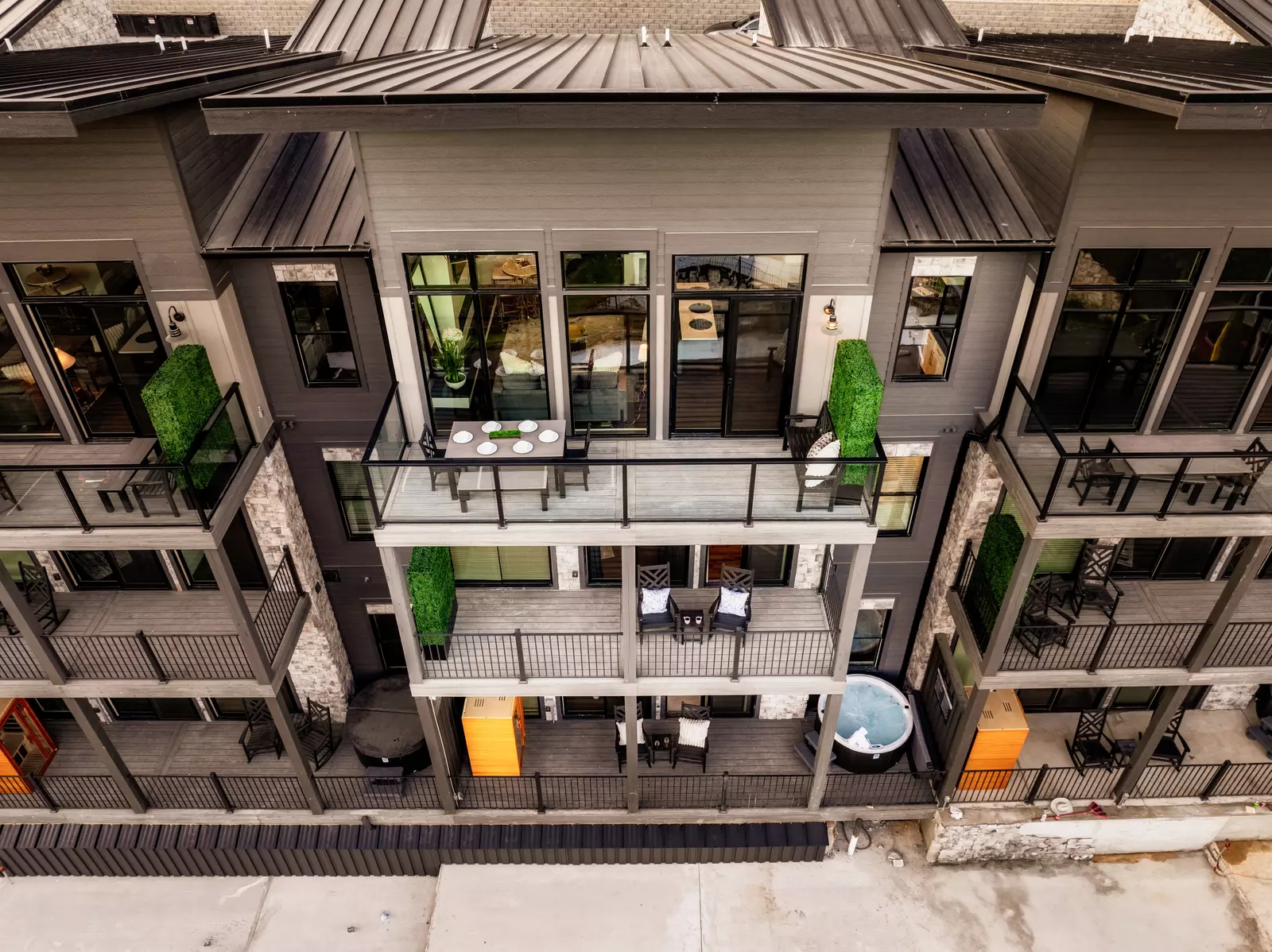 The Overlook at 738 - Unit 5
