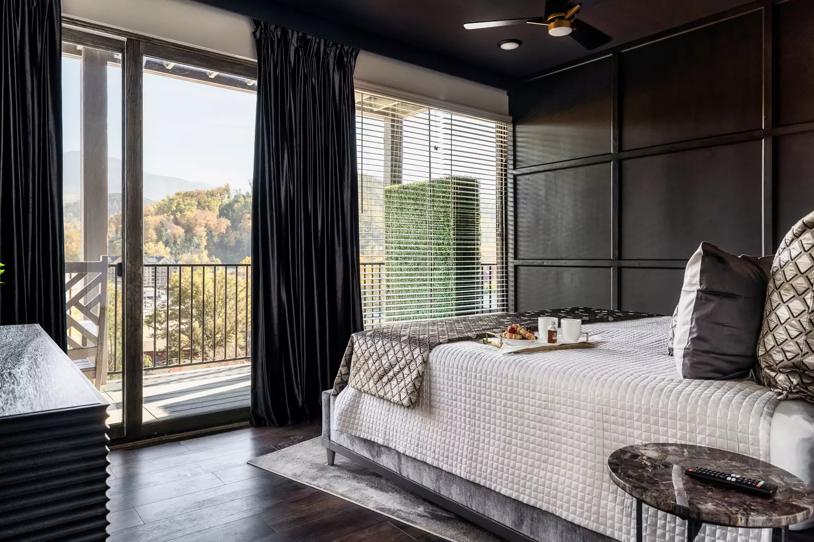 The Overlook at 738 - Unit 5