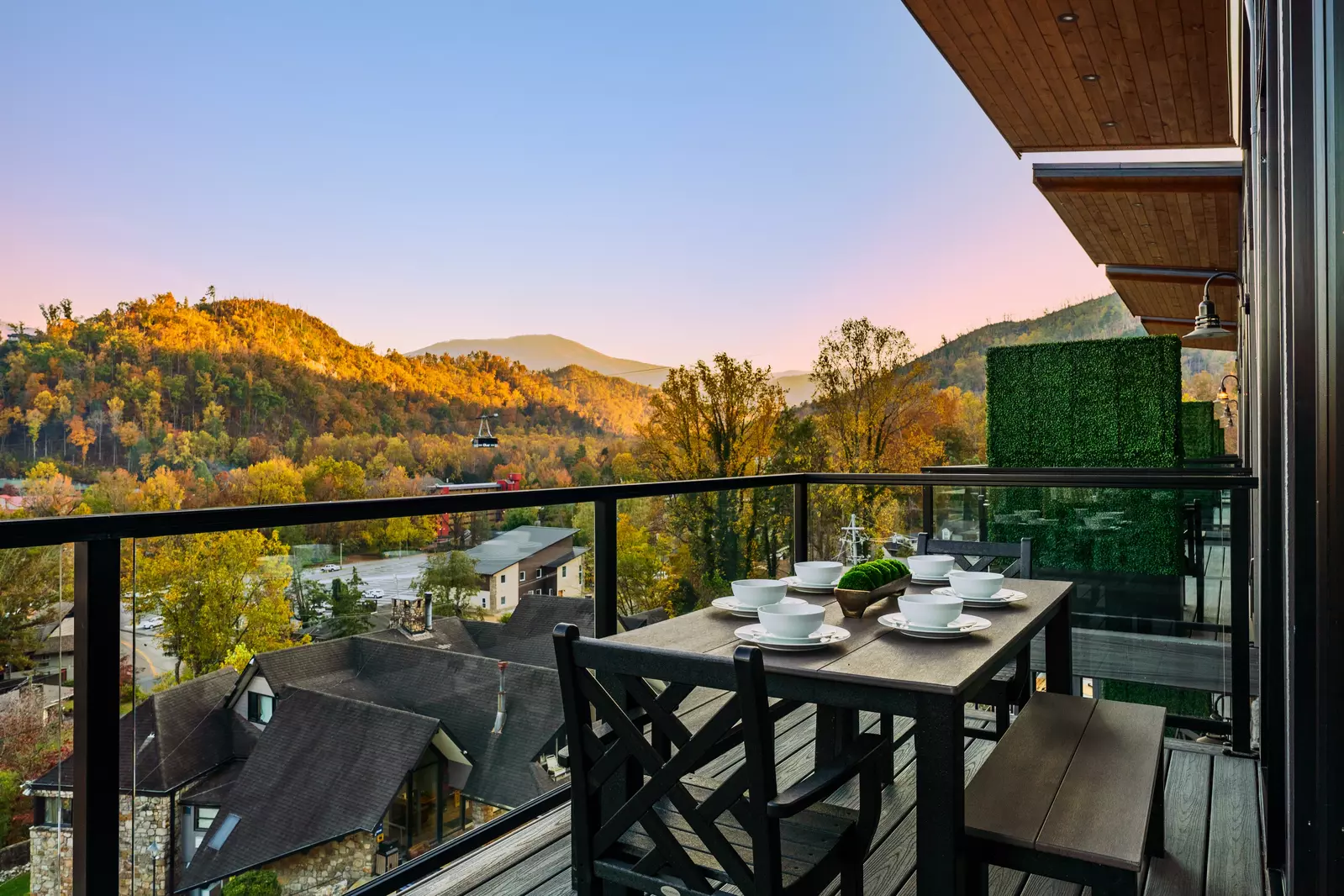 The Overlook at 738 - Unit 5