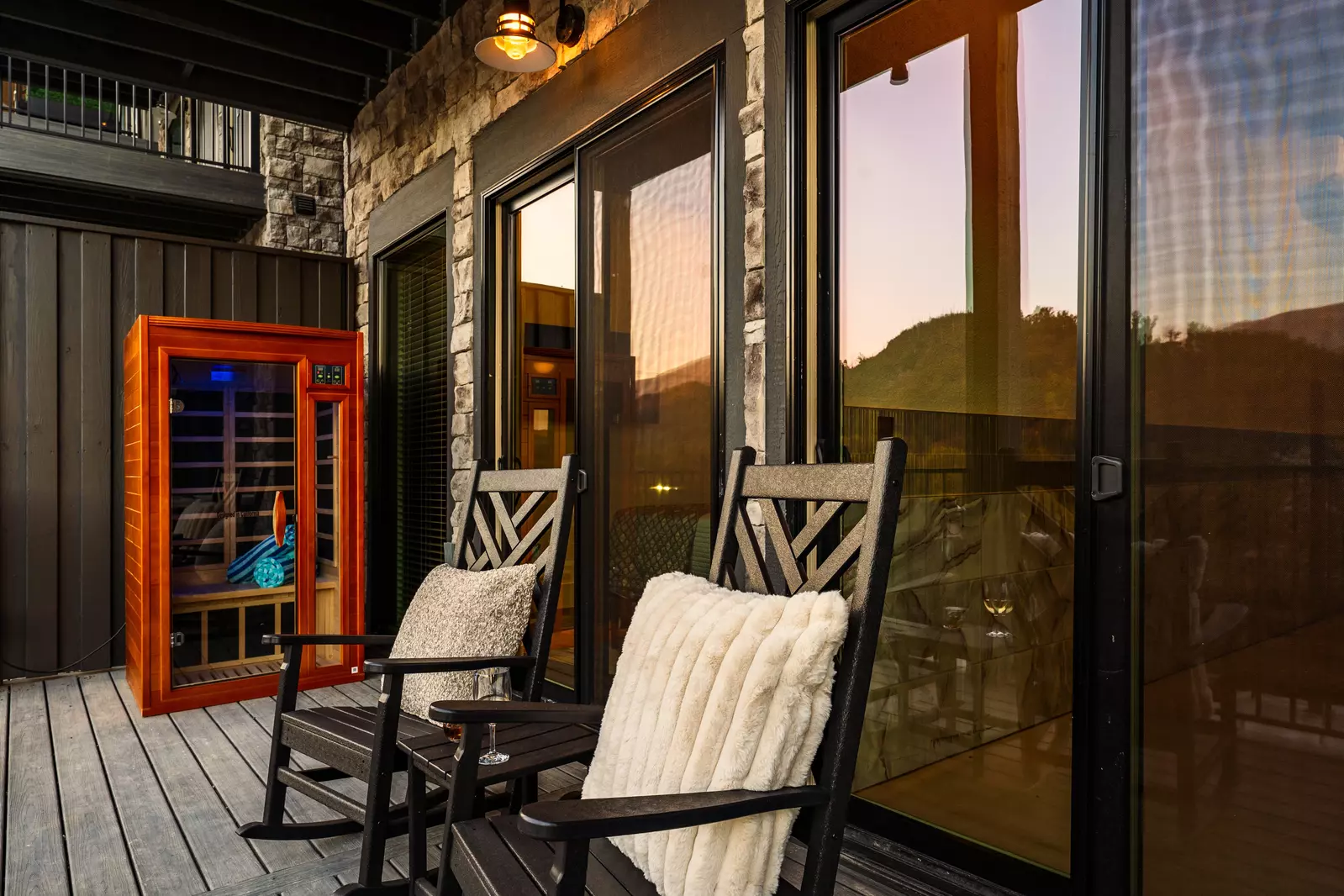 The Overlook at 738 - Unit 5