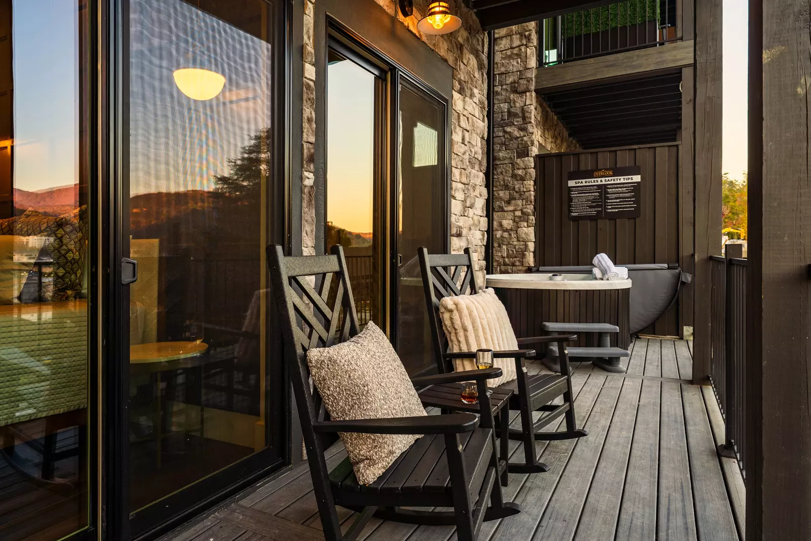 The Overlook at 738 - Unit 5