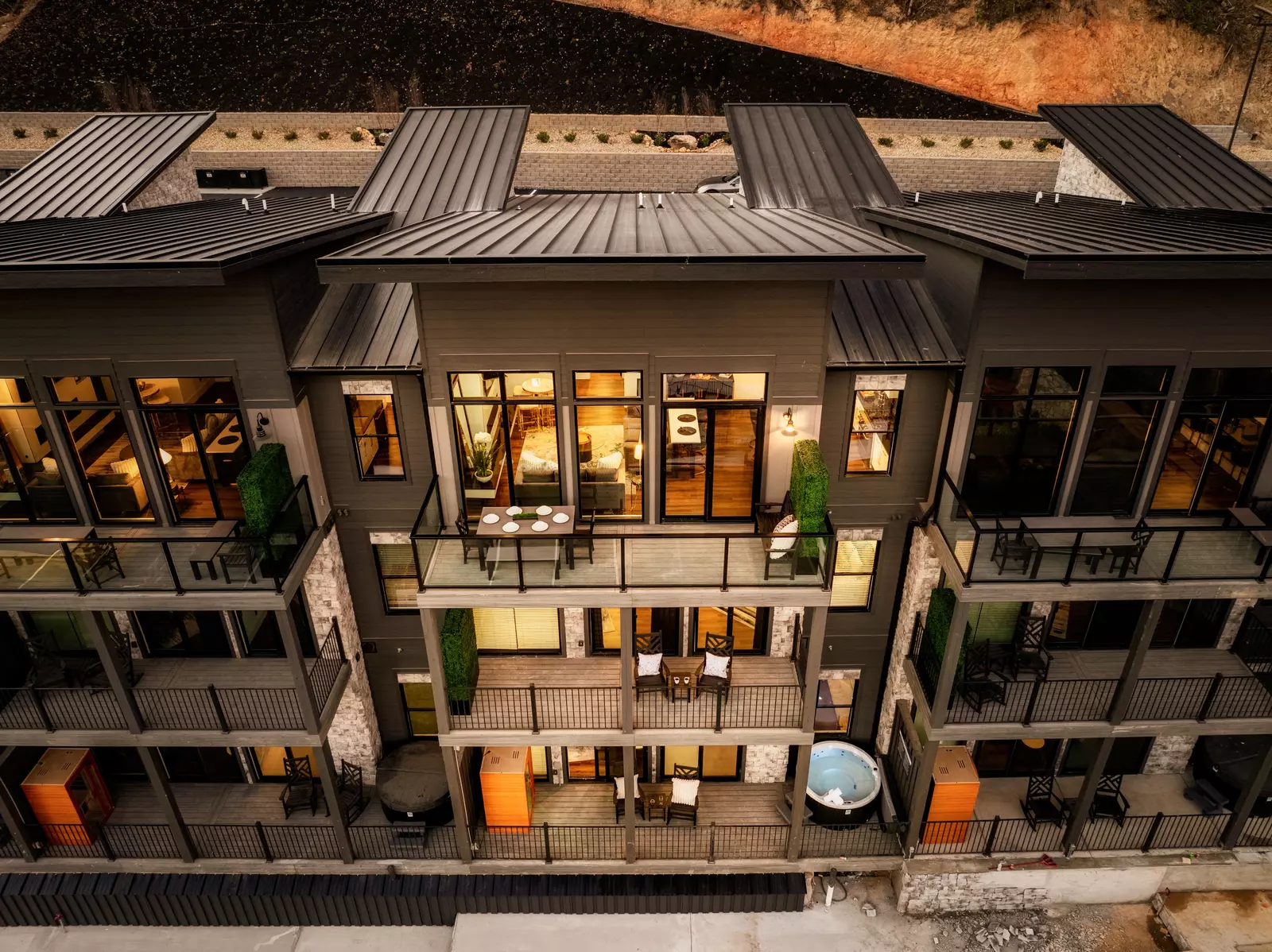 The Overlook at 738 - Unit 5