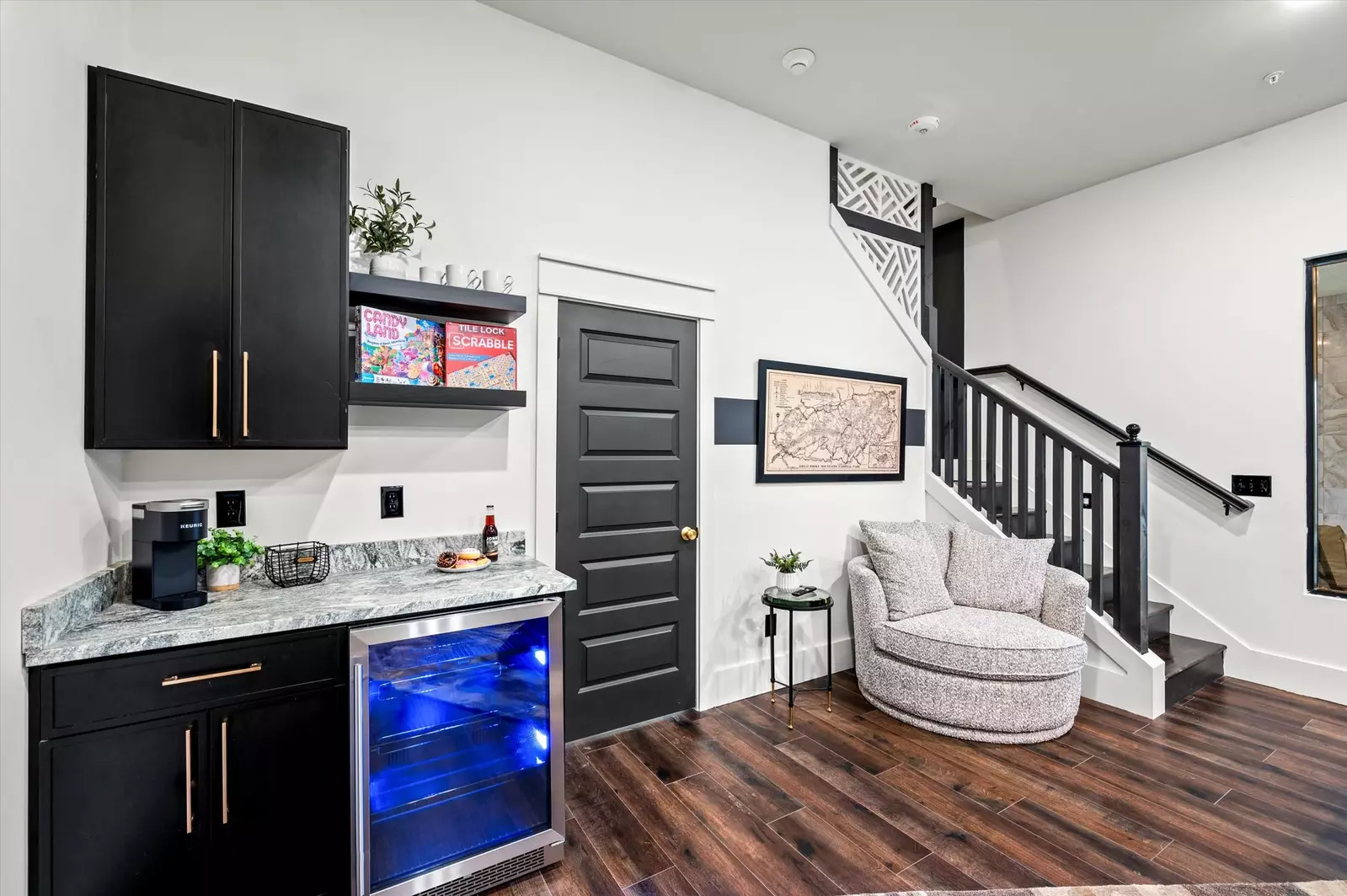 The Overlook at 738 - Unit 6