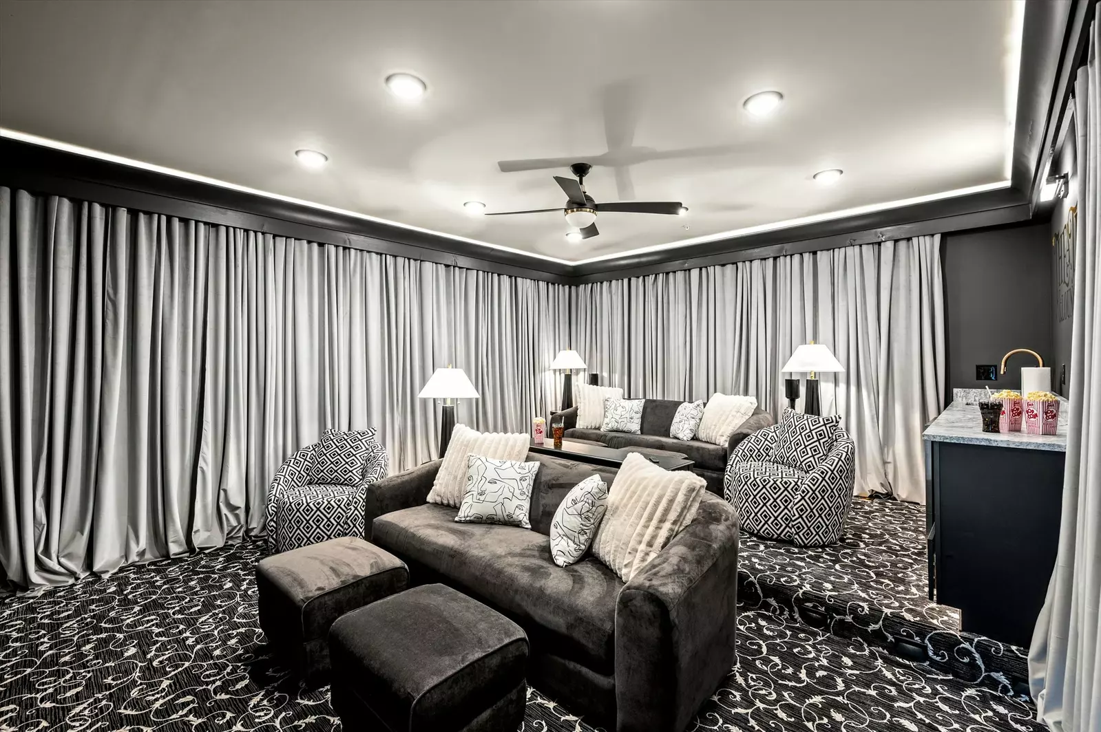 The Overlook at 738 - Unit 6