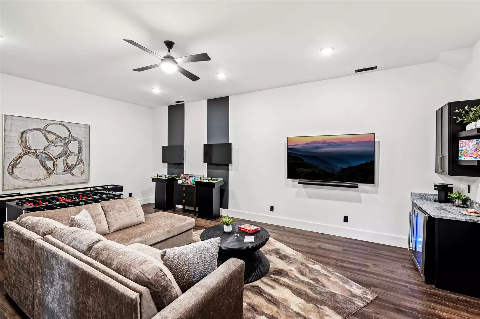 The Overlook at 738 - Unit 6