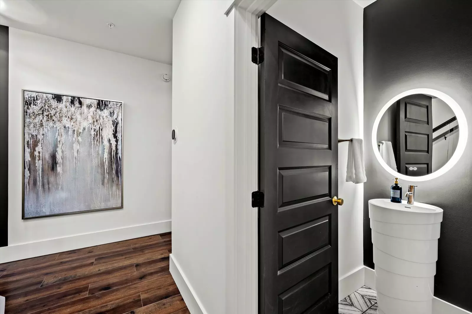 The Overlook at 738 - Unit 6