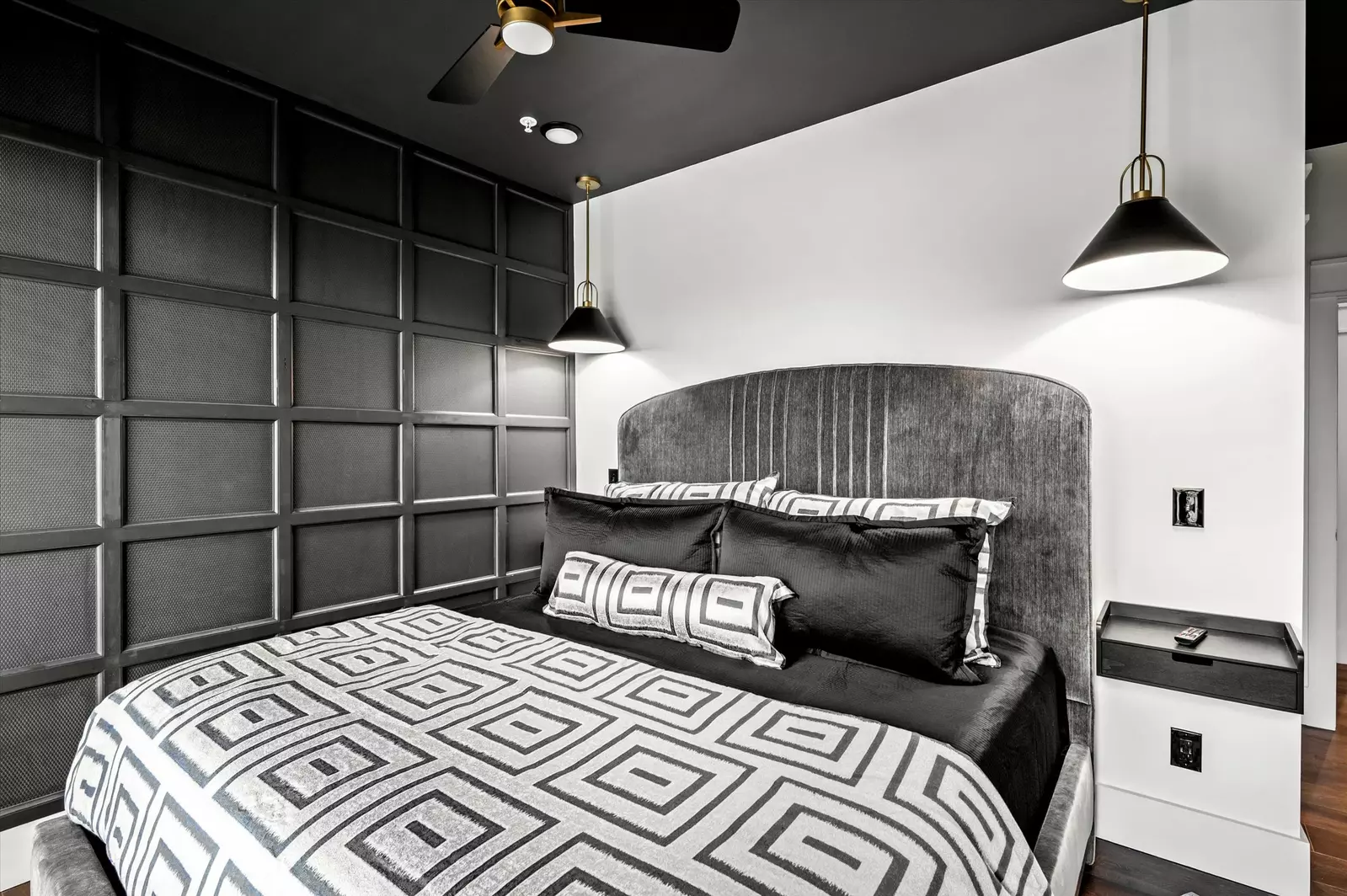 The Overlook at 738 - Unit 6