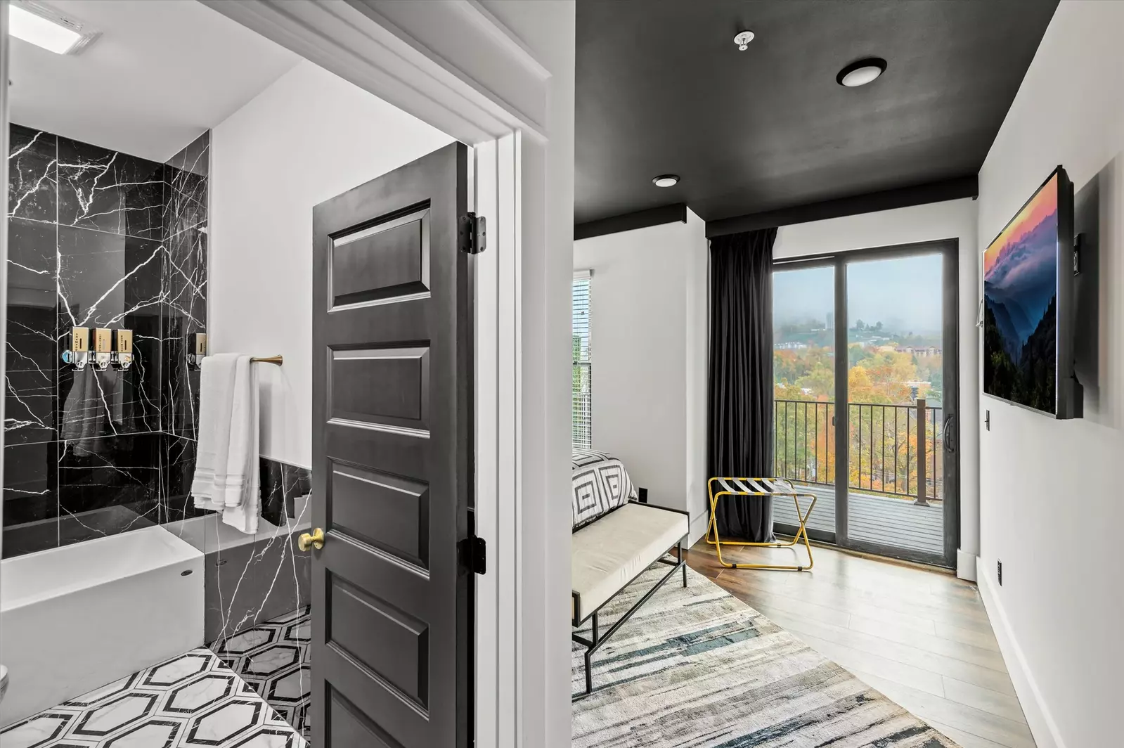 The Overlook at 738 - Unit 6
