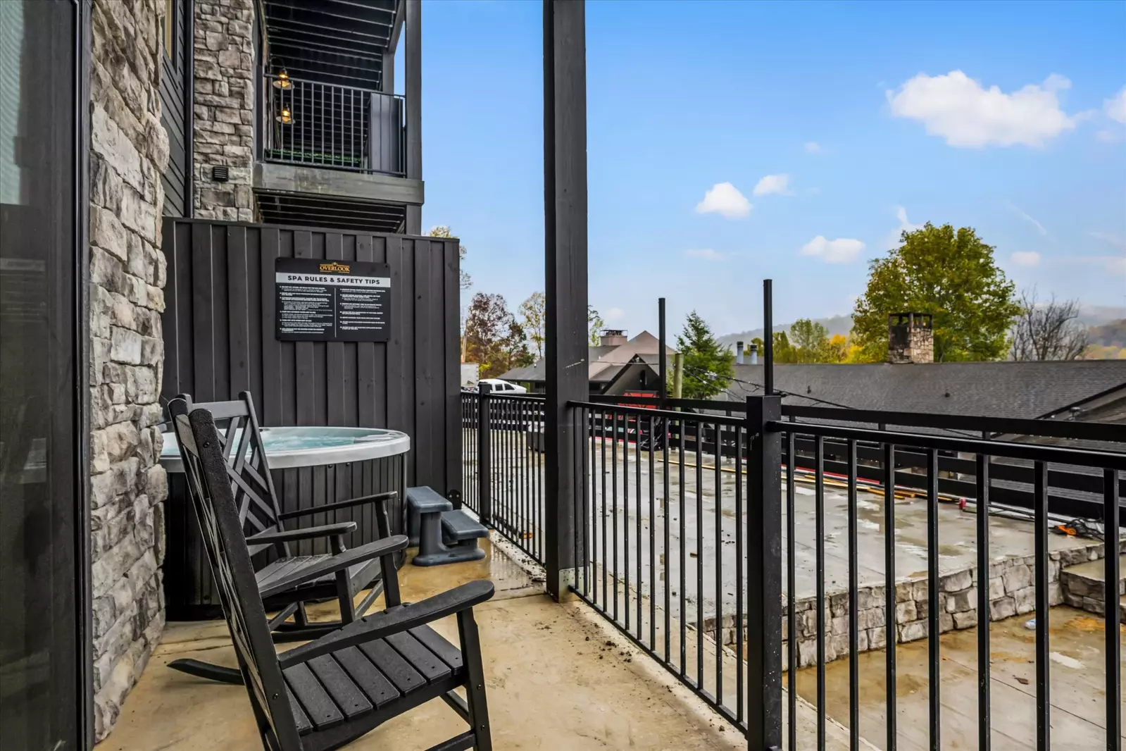 The Overlook at 738 - Unit 7