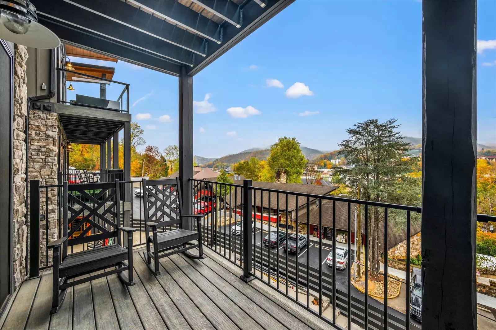The Overlook at 738 - Unit 7