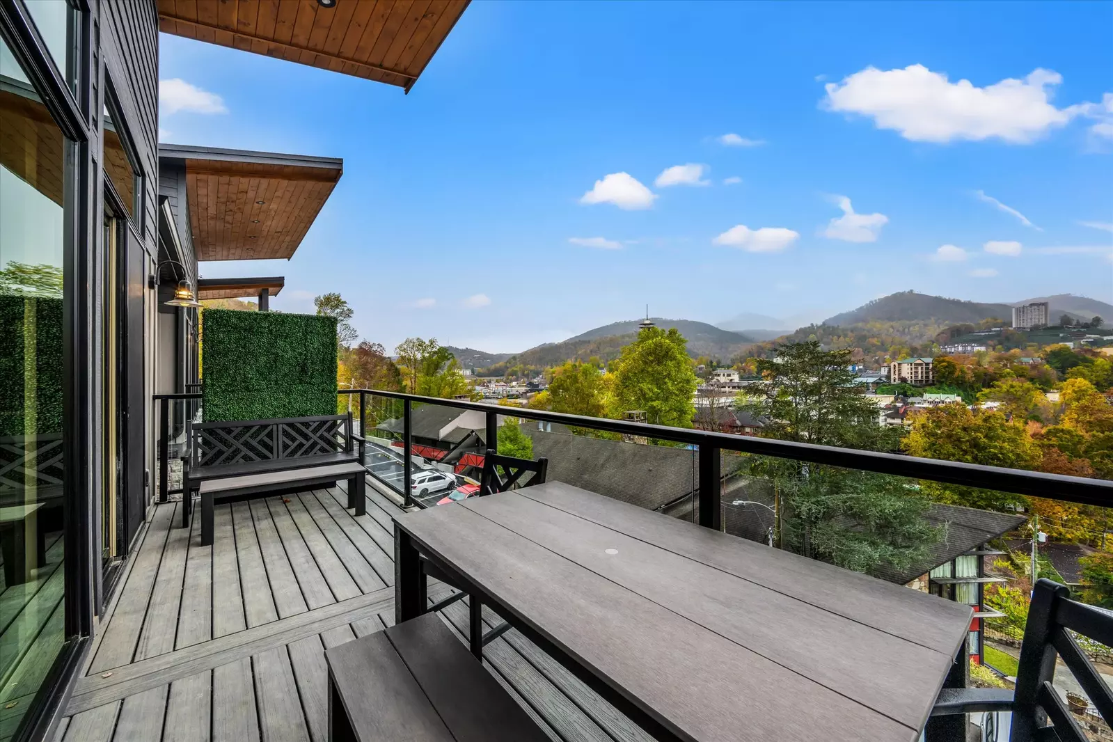 The Overlook at 738 - Unit 7