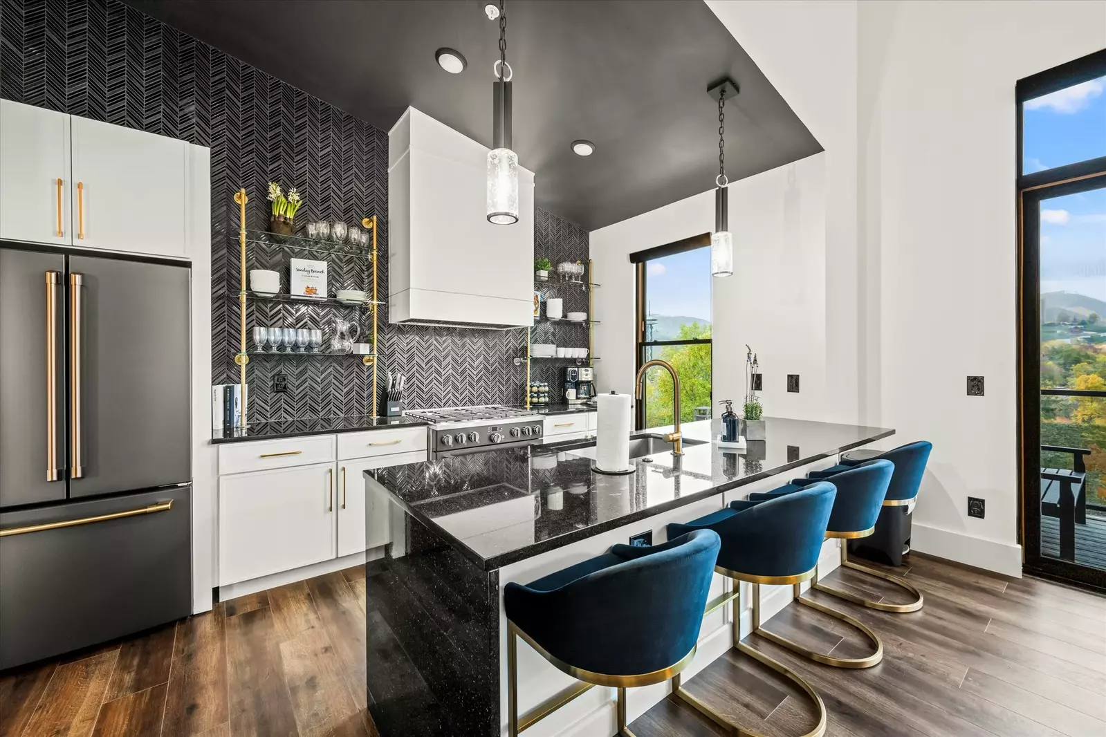 The Overlook at 738 - Unit 7