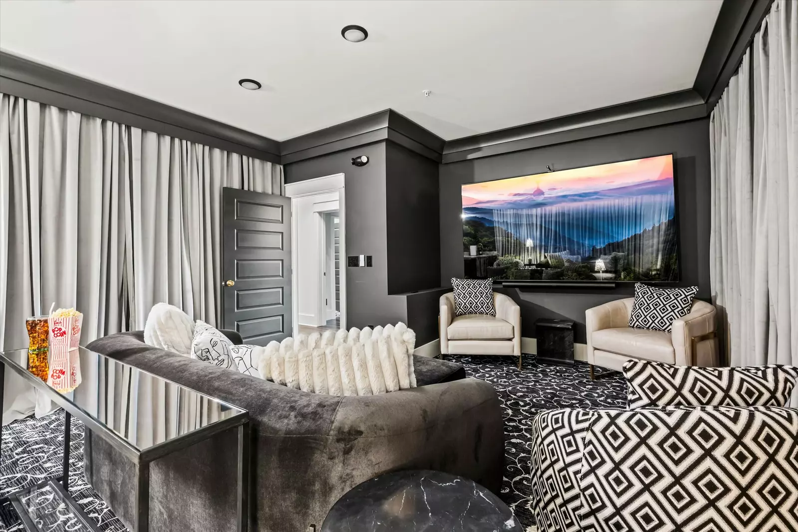 The Overlook at 738 - Unit 7
