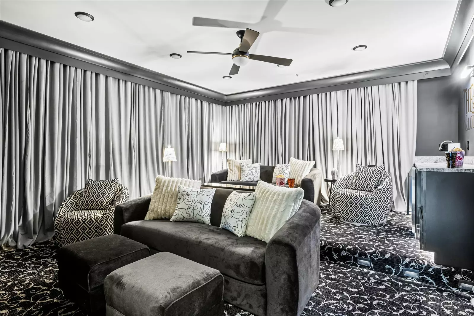 The Overlook at 738 - Unit 7