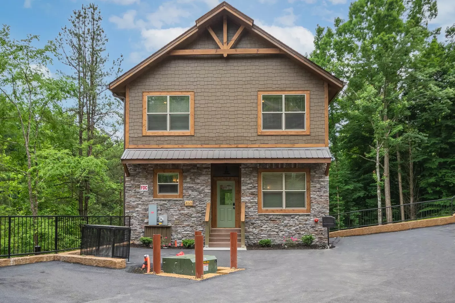 Serenity Lodge