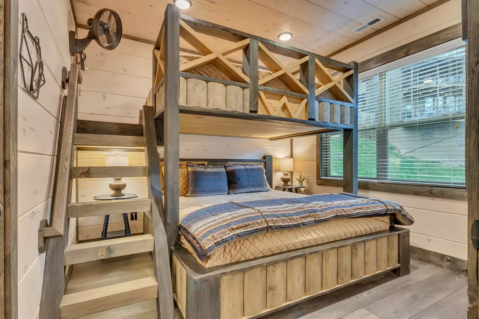 Serenity Lodge