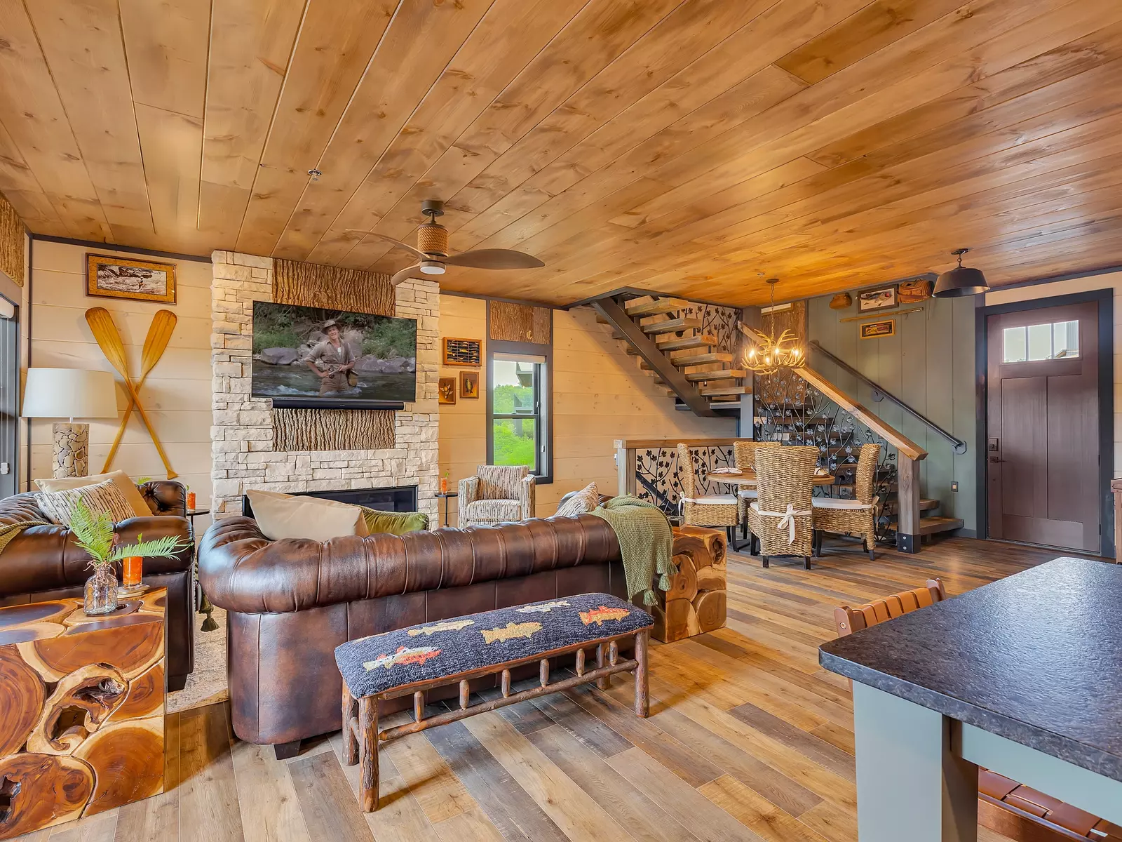Creekside Lodge