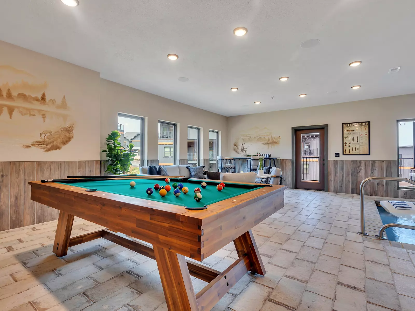 Creekside Lodge