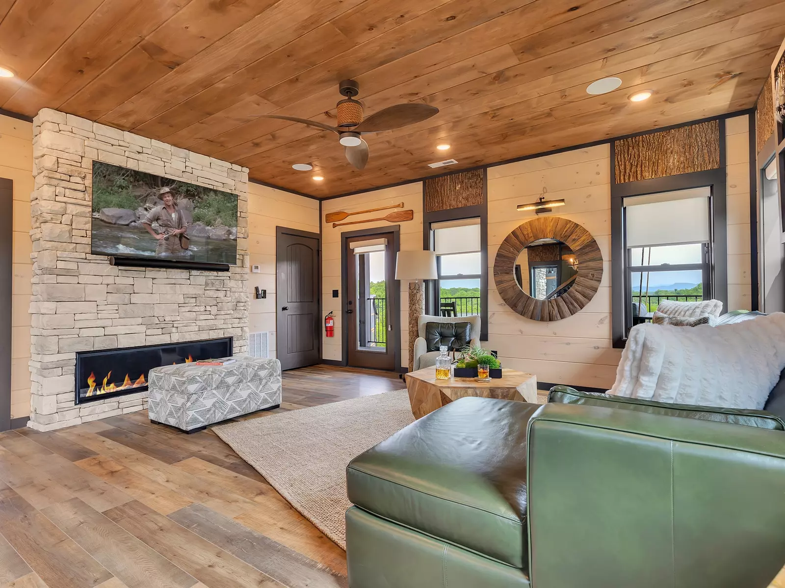 Creekside Lodge