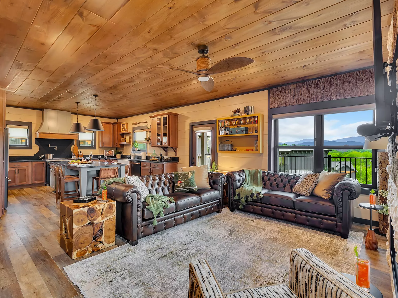 Creekside Lodge