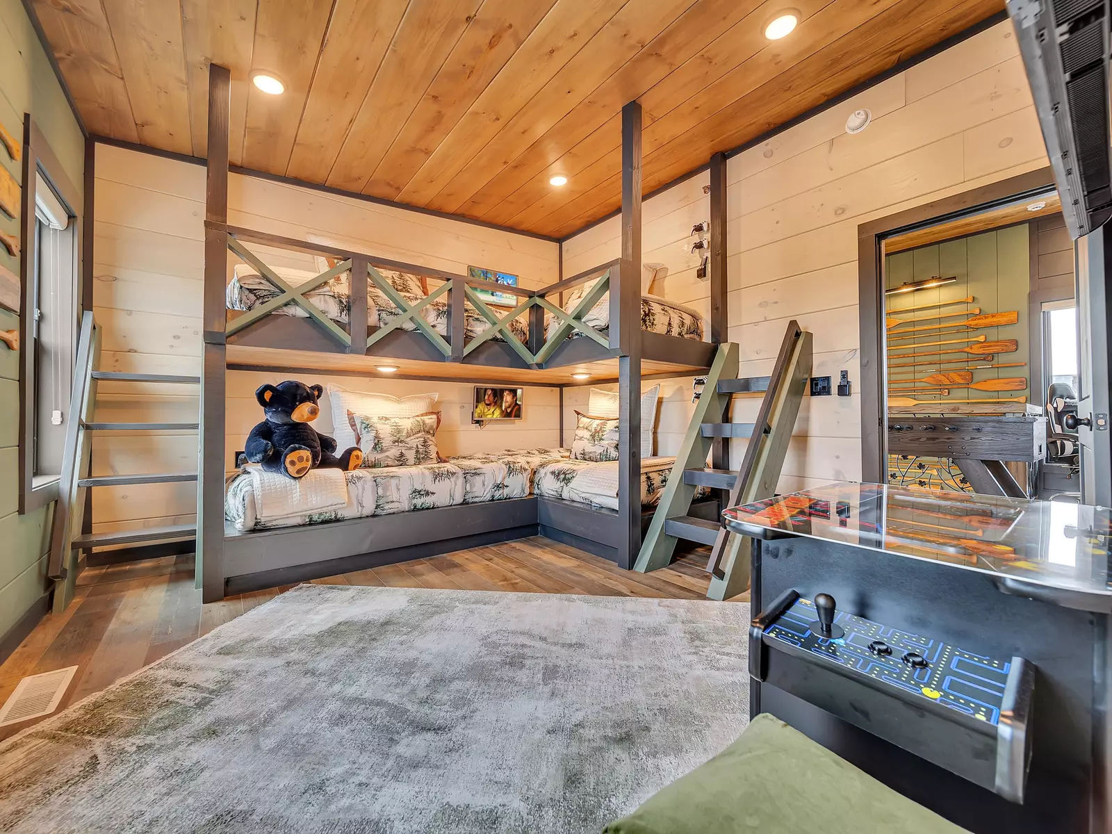 Creekside Lodge