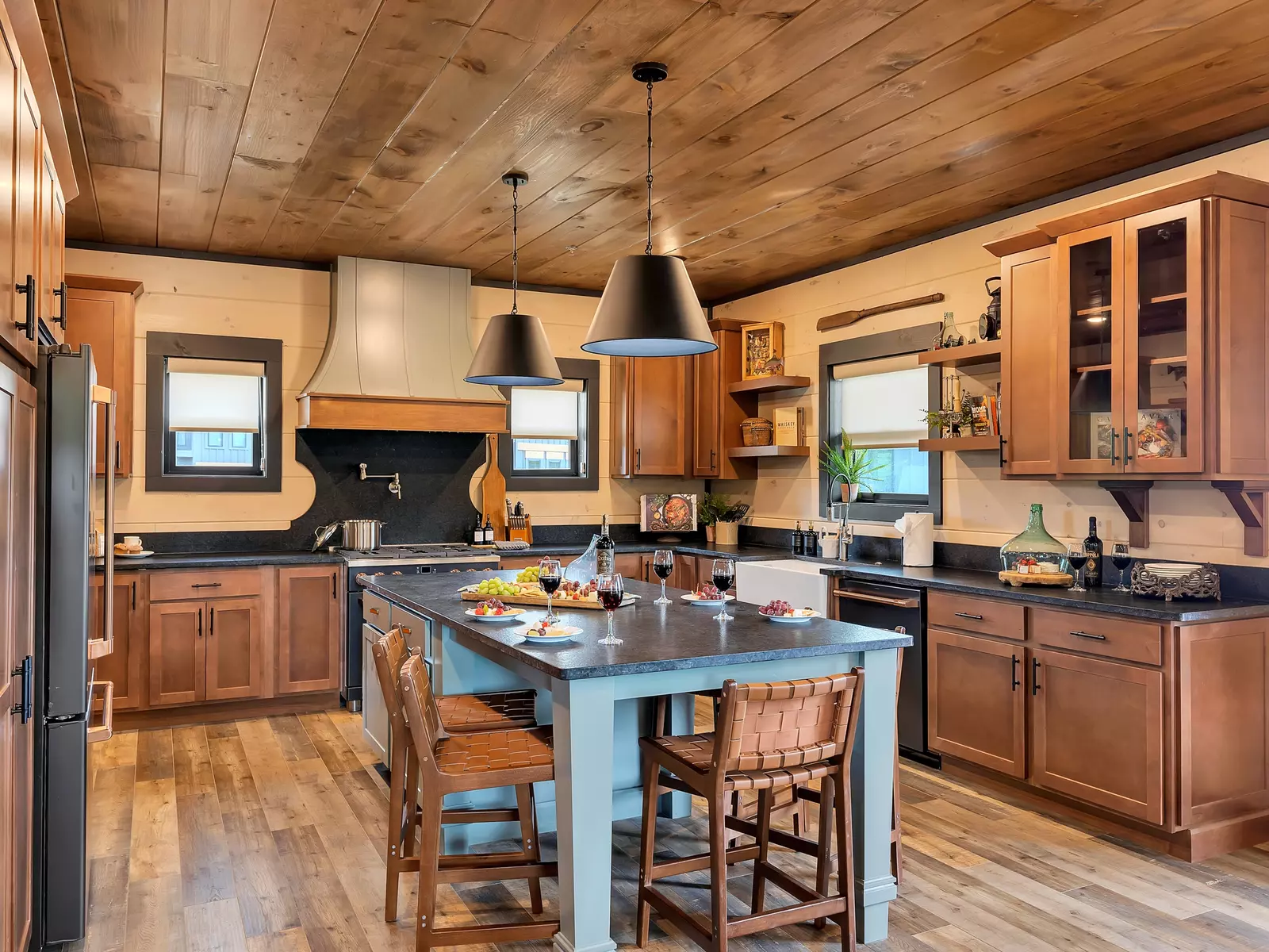 Creekside Lodge