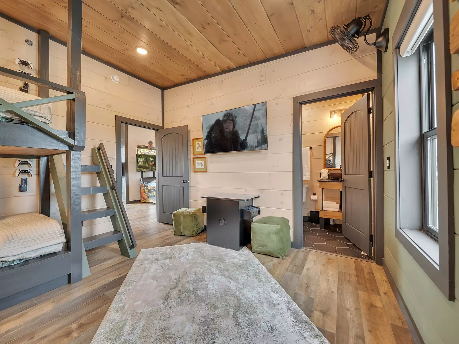 Creekside Lodge