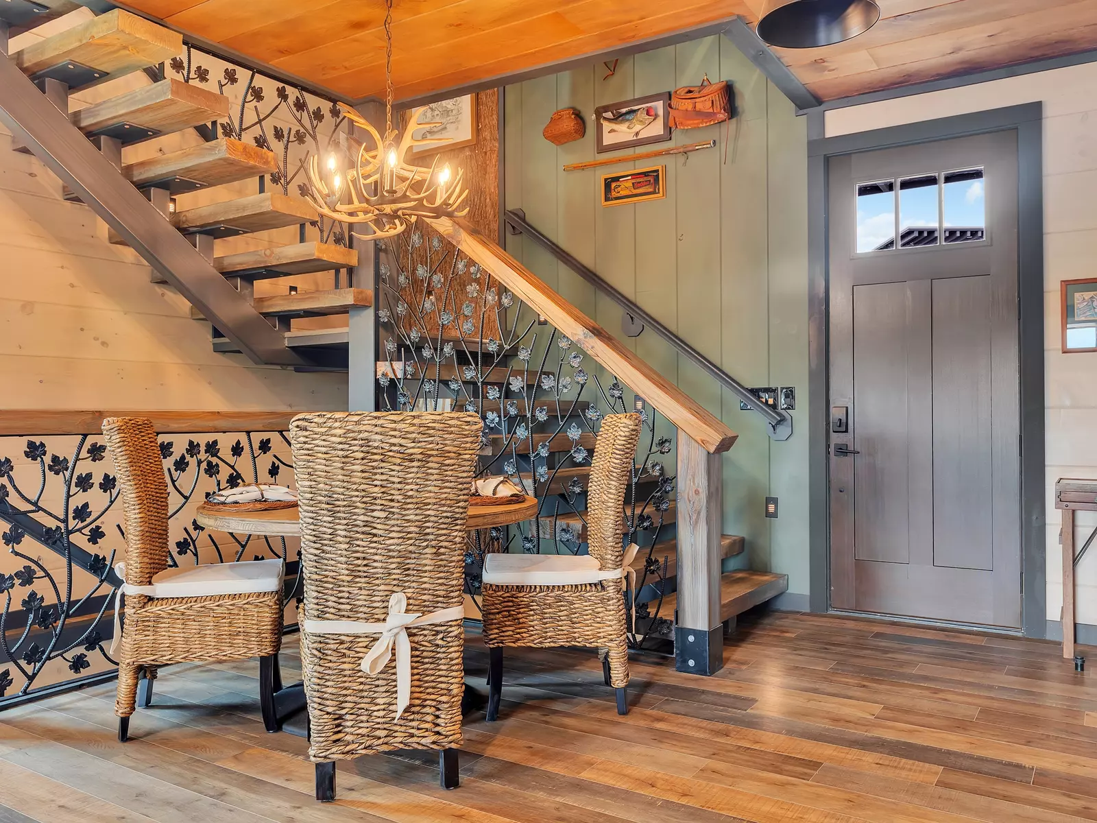 Creekside Lodge