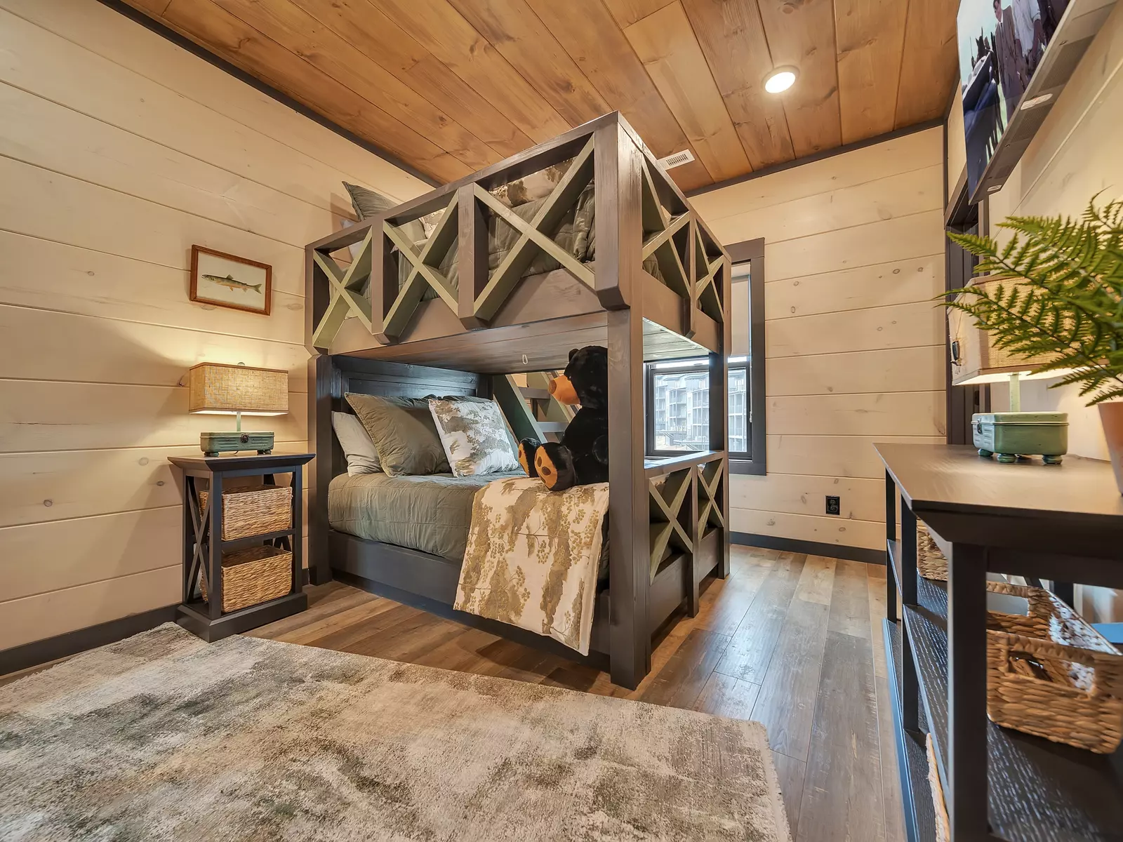 Creekside Lodge