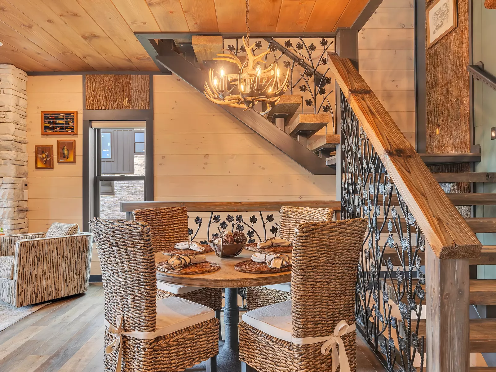 Creekside Lodge
