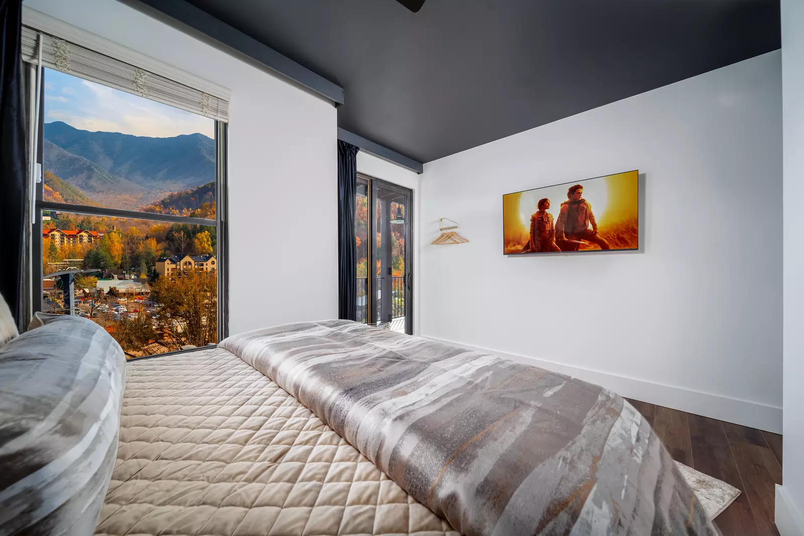 The Overlook at 738 - Unit 2