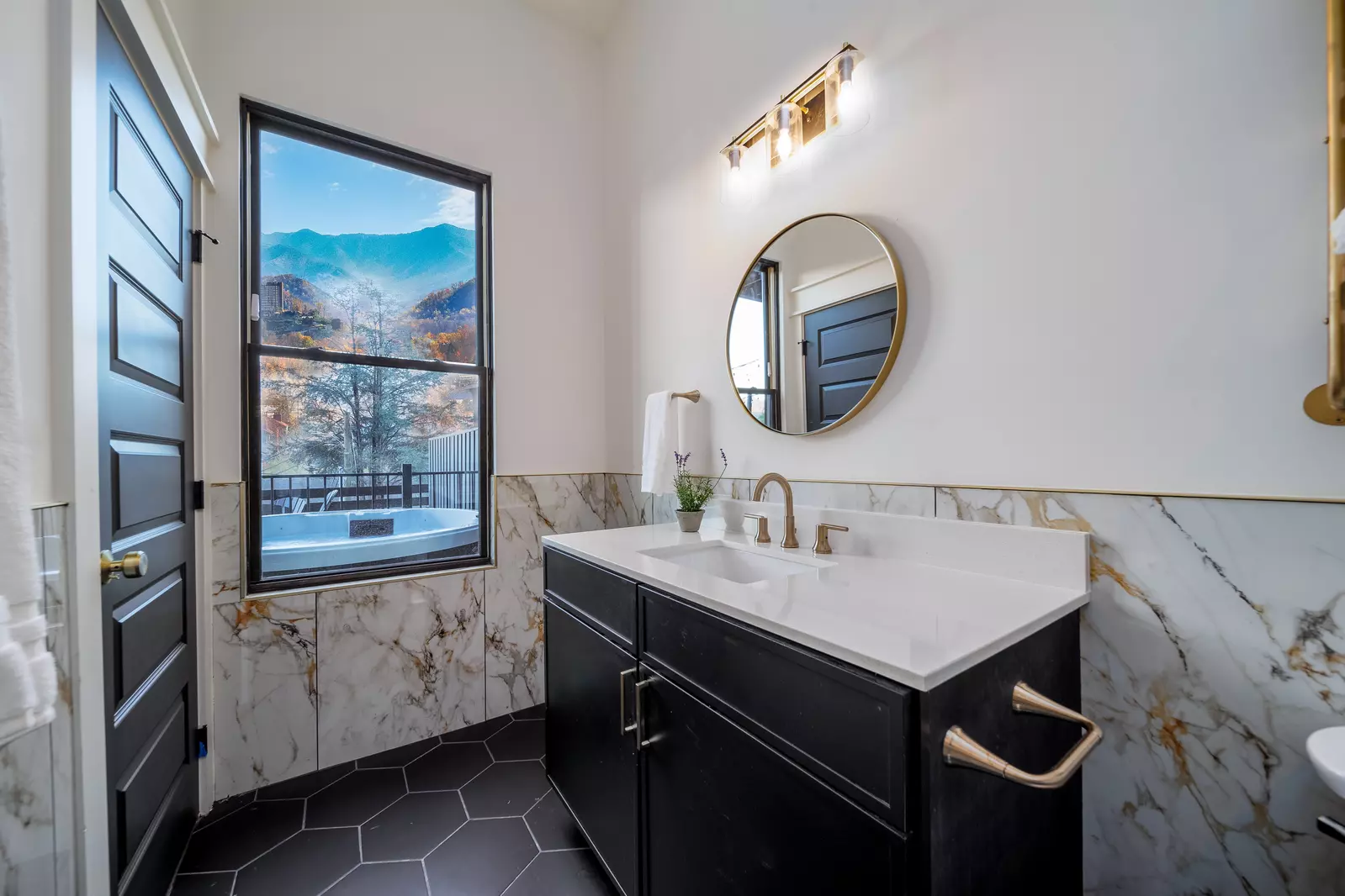 The Overlook at 738 - Unit 8
