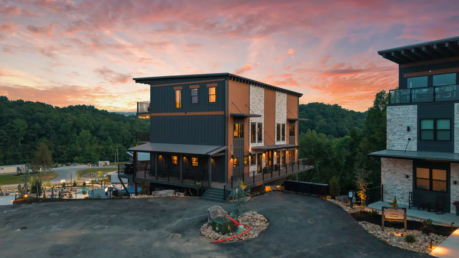 Lazy River Lodge