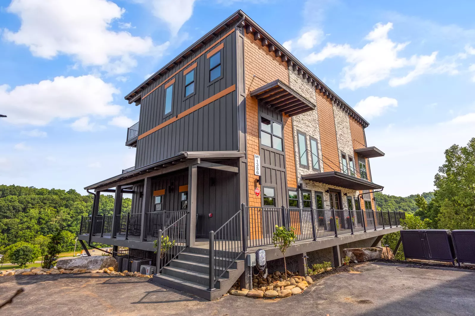 001-1362 Rambling Creek Way-061