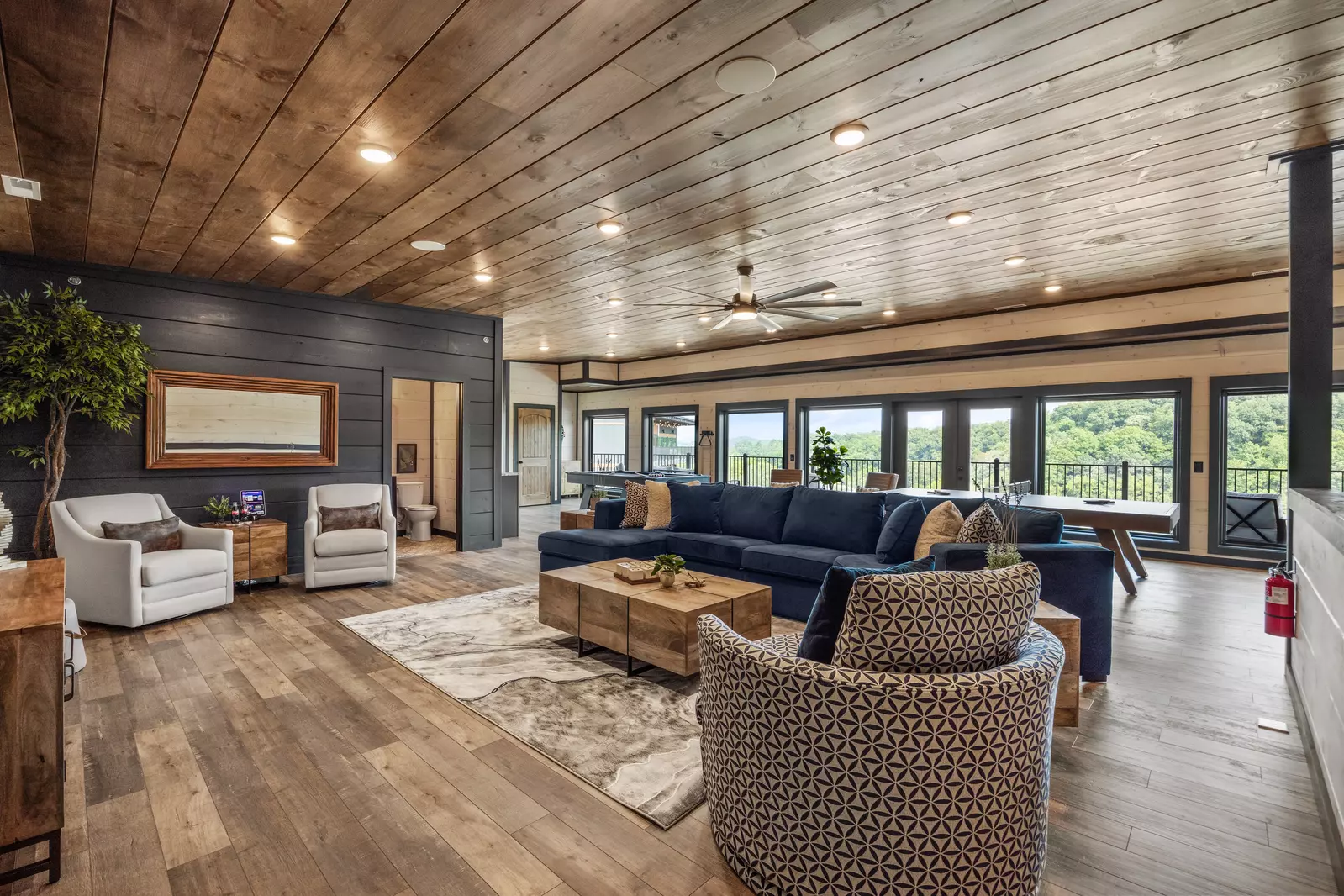 Lazy River Lodge